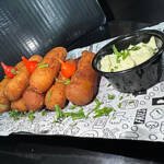 Bolinho de Mandioca com Calabresa