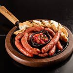 Linguiça artesanal com provolone
